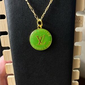 Upcycled zipper pull charm w/unbranded chain